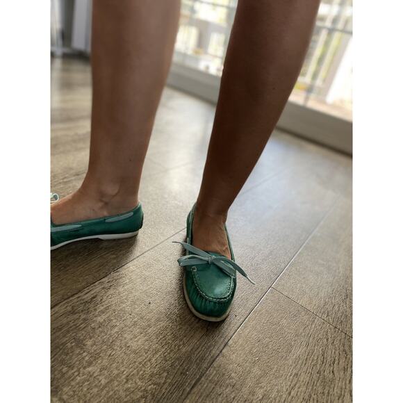 BC FOOTWEAR  LOAFERS EMERALD GREEN SHOES US 7.5 - Picture 2 of 10